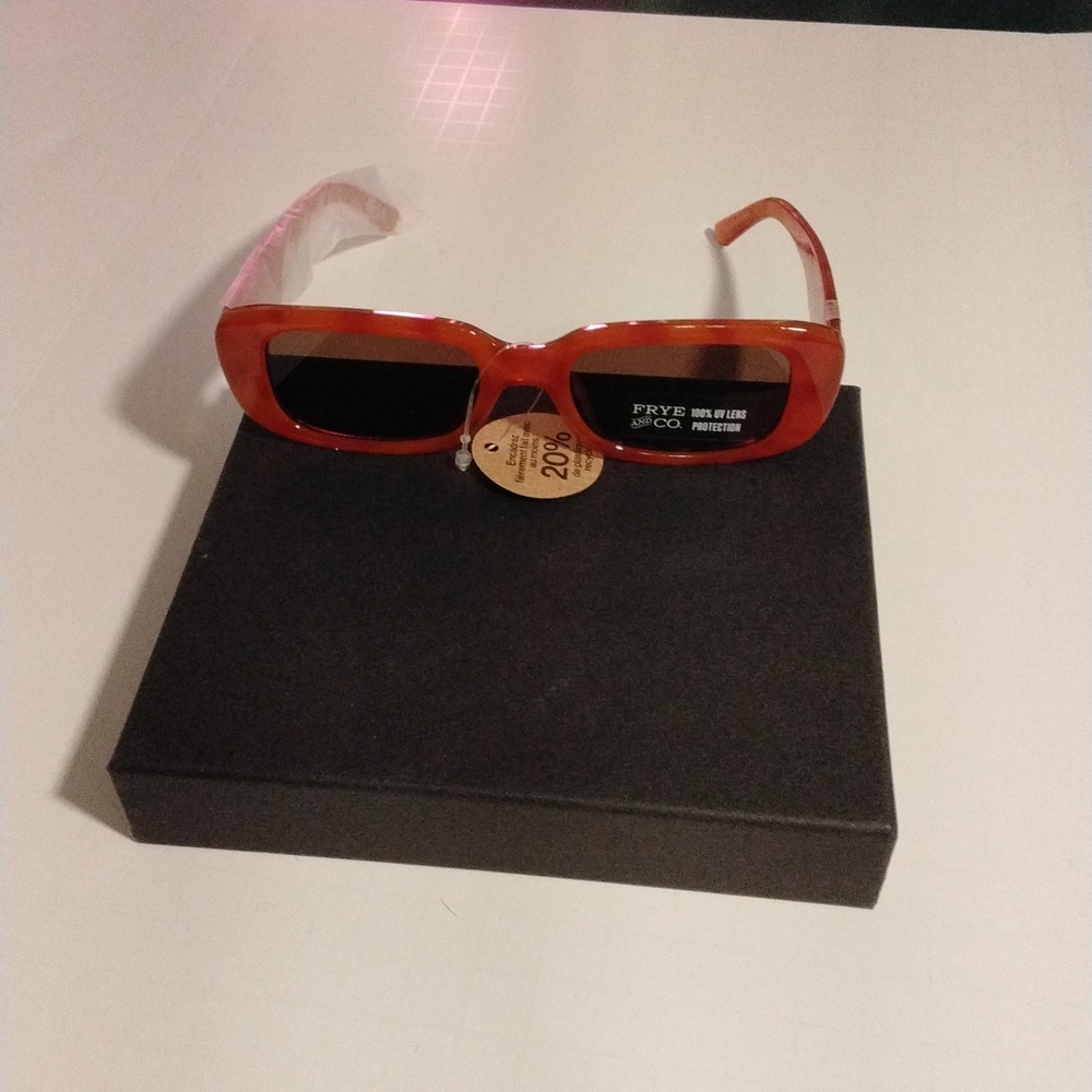 FRYE Sunglasses Trendy Brownish Orange